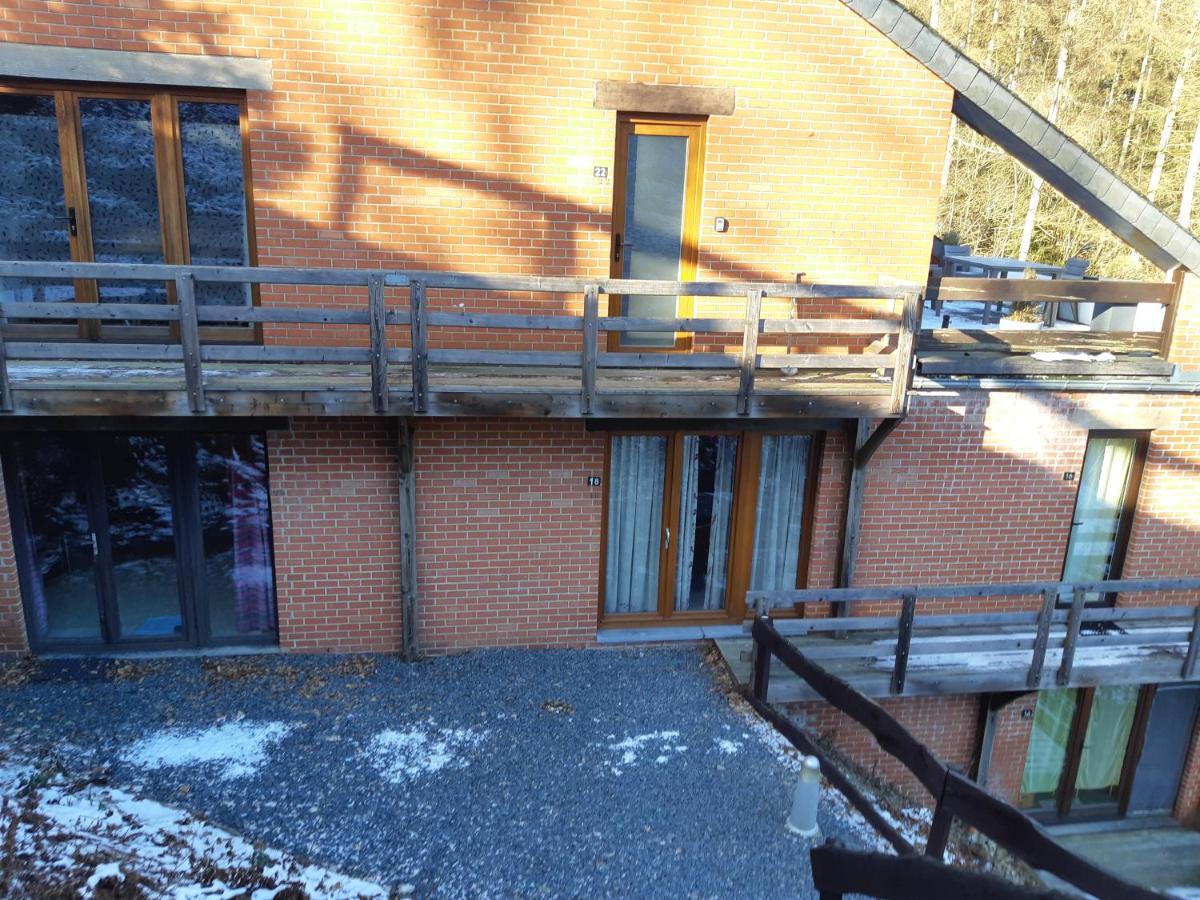 Ferienwohnung Domaine Les Hochets Vresse-sur-Semois Exterior foto
